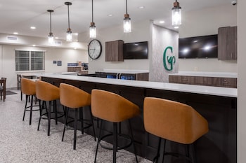 grandstay hotel and suites algona ia