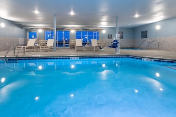 grandstay hotel and suites algona ia