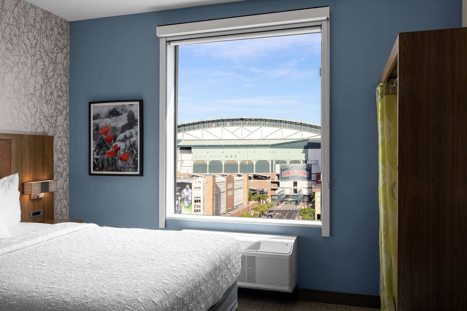 home2 suites by hilton phoenix downtown