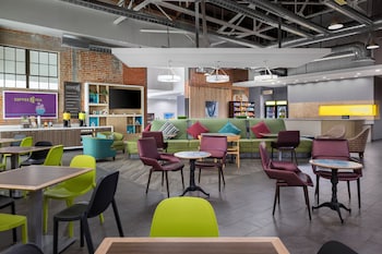 Home2 Suites By Hilton Phoenix Downtown,Southern Views>>Phoenix,3 star