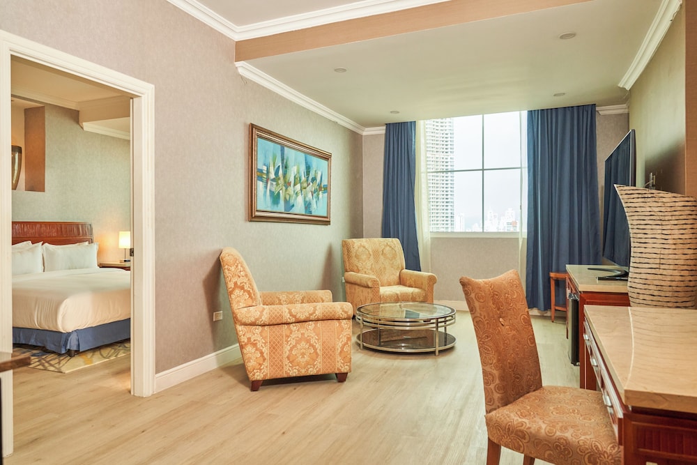 waymore hotel spa and casino