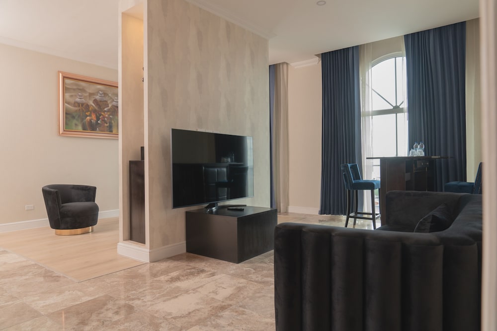 waymore hotel spa and casino