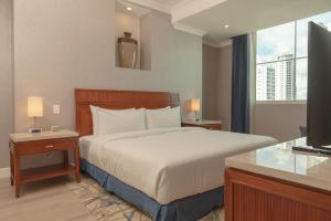 waymore hotel spa and casino