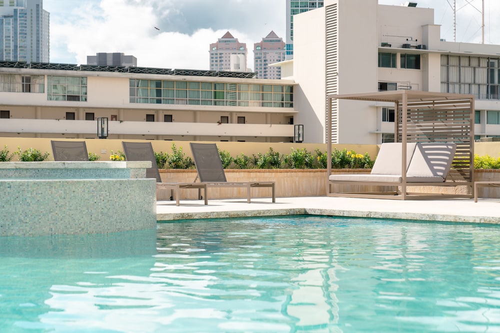 waymore hotel spa and casino