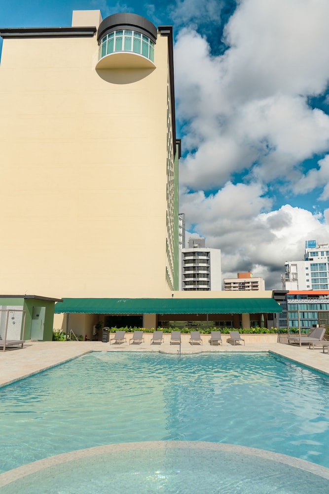 waymore hotel spa and casino