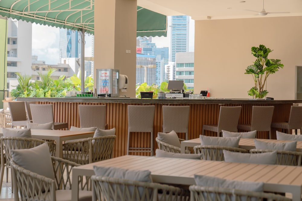 waymore hotel spa and casino