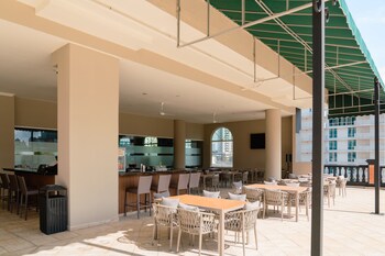 waymore hotel spa and casino