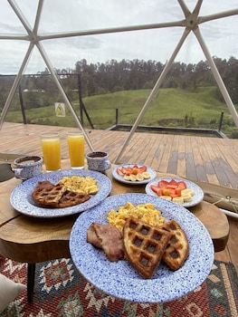 bohemia glamping