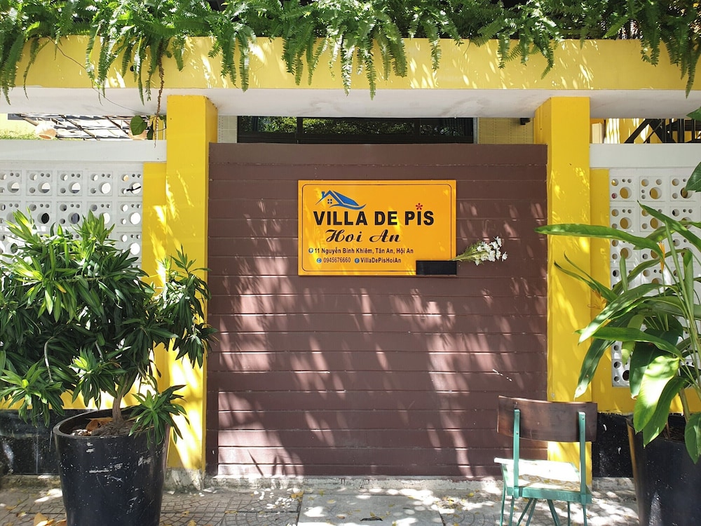 villa de pis hoi an