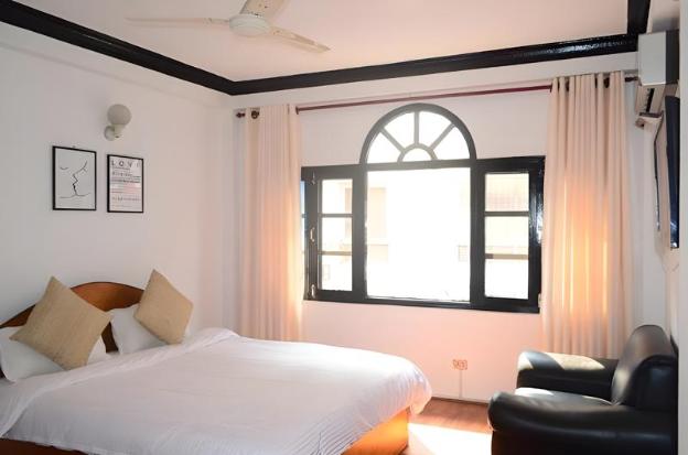 hotel holy inn