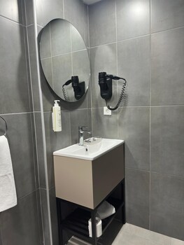 monezza hotel maltepe