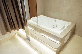roma hotel by h hoteis airport