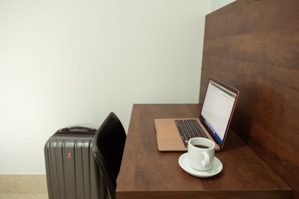 roma hotel by h hoteis airport