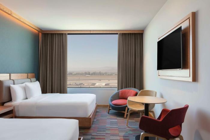 hilton garden inn guadalajara airport