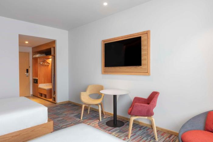 hilton garden inn guadalajara airport
