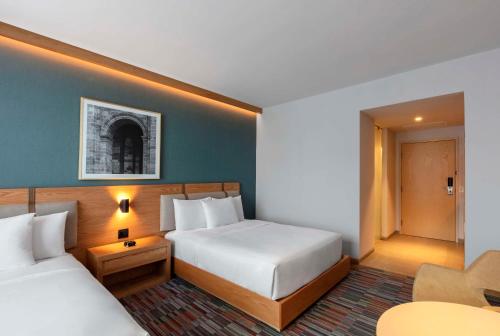 hilton garden inn guadalajara airport