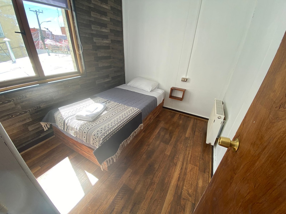 hostal ochen punta arenas