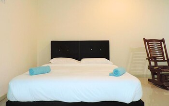 anylodge waterfront marina island pangkor