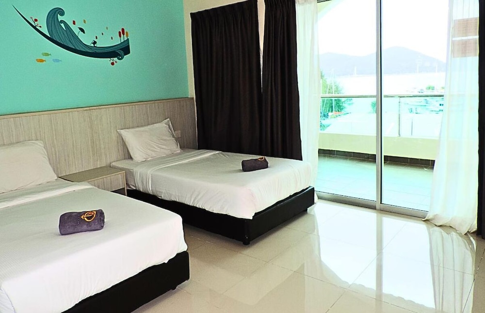 anylodge waterfront marina island pangkor