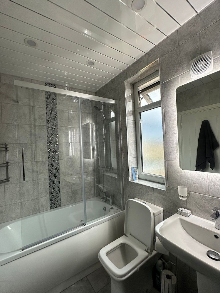 the hideaway by elegant apartments