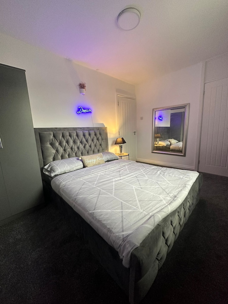 the hideaway by elegant apartments