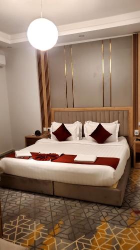 golden new umu alquraa hotel