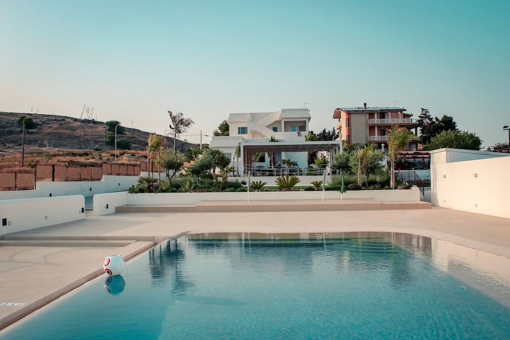 villa aries torre di manfria hill