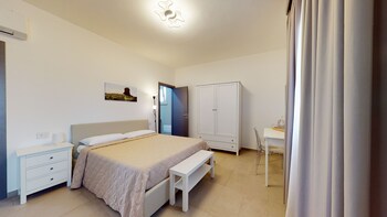 villa aries torre di manfria hill