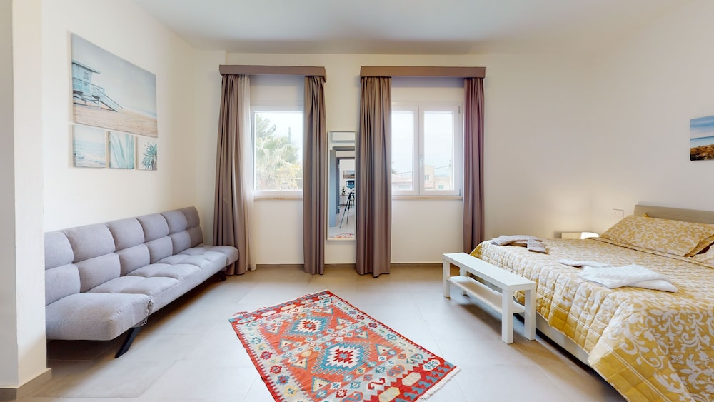 villa aries torre di manfria hill