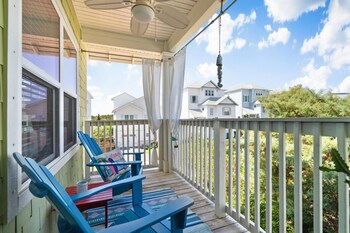 30a beach house pelicans rest by phg