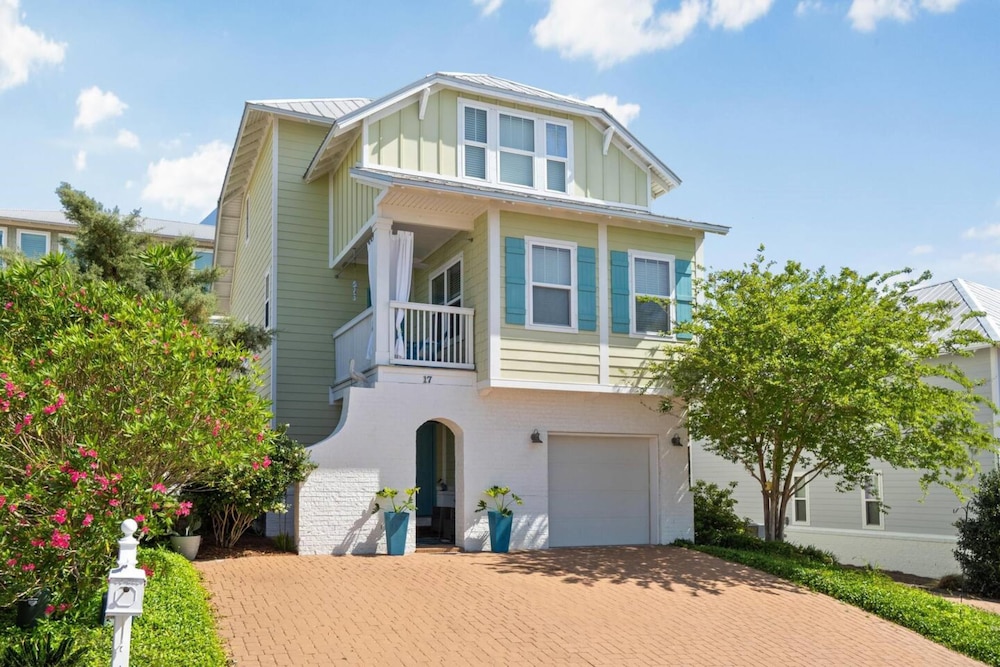 30a beach house pelicans rest by phg