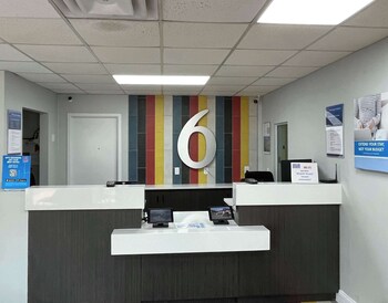 studio 6 suites lafayette in