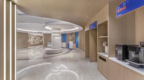 holiday inn express dangdong city center an ihg hotel