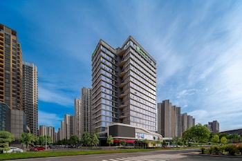 holiday inn express jiangmen east station an ihg hotel