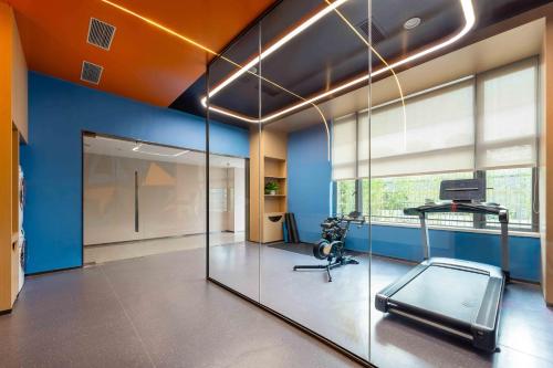 holiday inn express jiangmen east station an ihg hotel