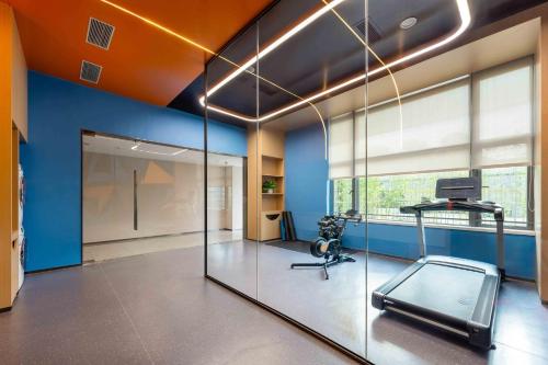 holiday inn express jiangmen east station an ihg hotel