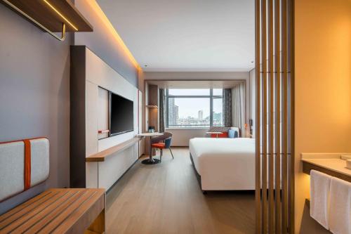 holiday inn express jiangmen east station an ihg hotel