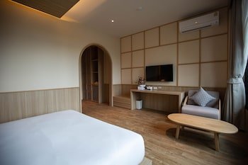 the arch phuket hotel