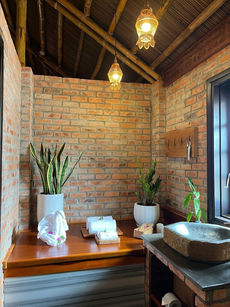 enso retreat hoi an