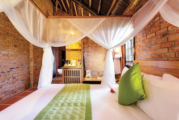 enso retreat hoi an