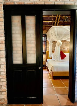 enso retreat hoi an