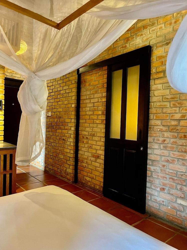 enso retreat hoi an