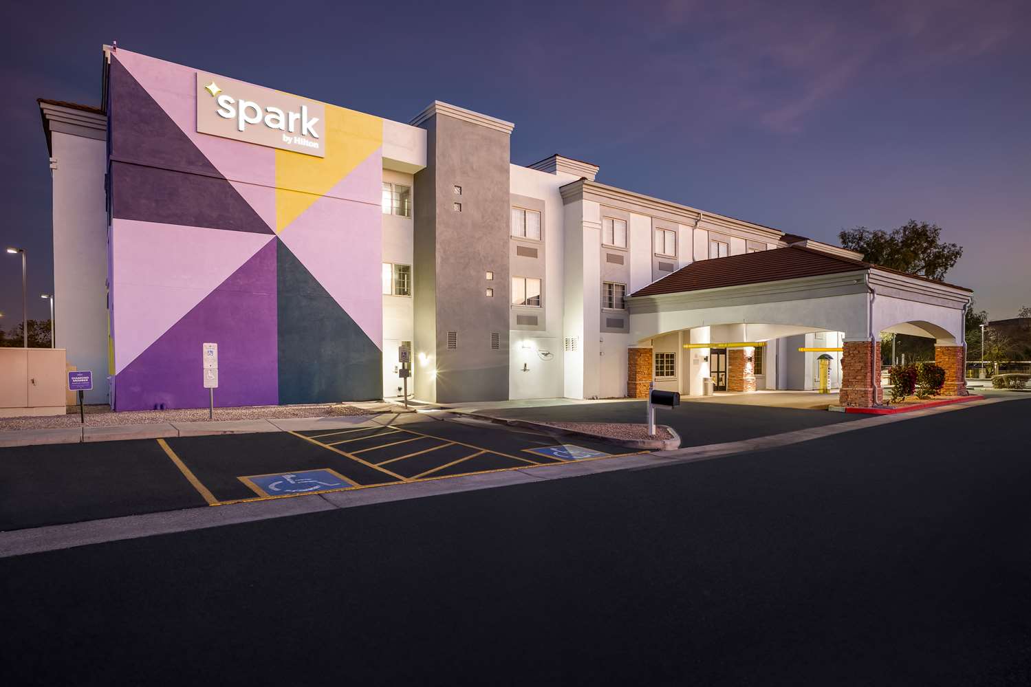 comfort inn and suites north glendale and peoria