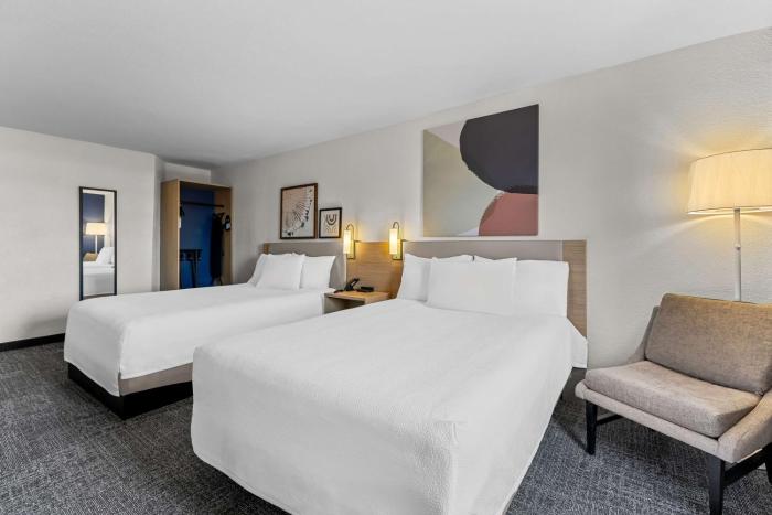 comfort inn and suites north glendale and peoria