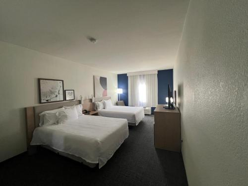 comfort inn and suites north glendale and peoria