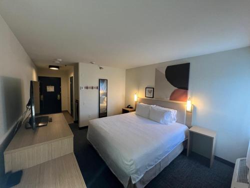 comfort inn and suites north glendale and peoria