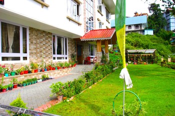 sakura garden retreat ravangla
