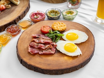 wirgan hotel al nour