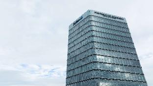 radisson blu hotel at porsche design tower stuttgart