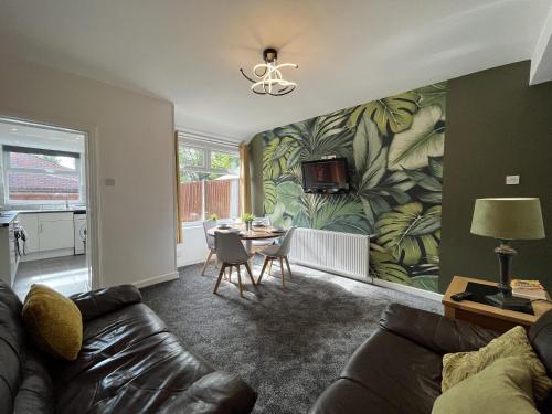 modernised central wigan townhouse sleeps up to 6